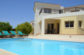 Coralia Dream Villa 3, walking distance to Coral Bay strip